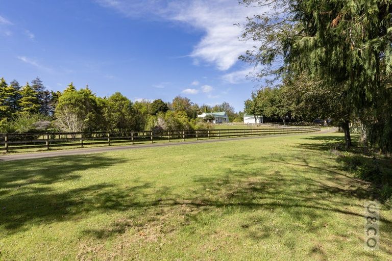 Photo of property in 127a Access Road, Kumeu, 0891