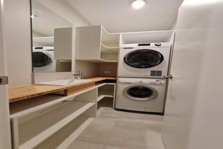 Photo of property in 6 Whakato Avenue, Kumeu, 0810