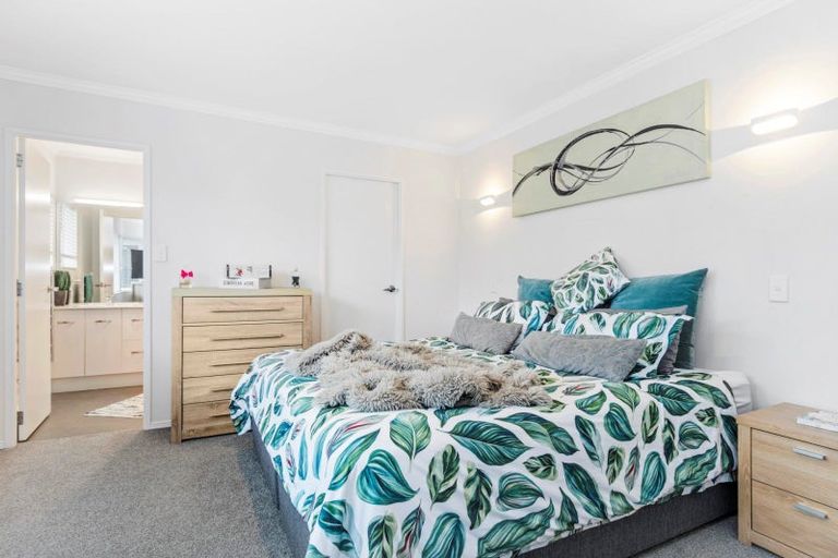 Photo of property in 6 Palm Court, Mount Maunganui, 3116