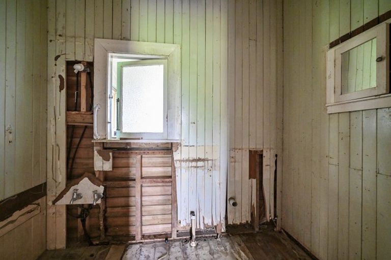 Photo of property in 1568 State Highway 50, Fernhill, Napier, 4183