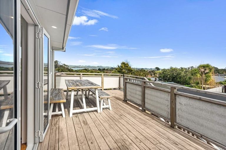Photo of property in 8 James Mcleod Road, Shelly Beach, Helensville, 0874