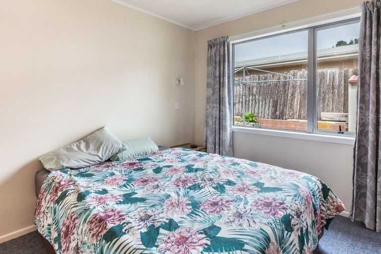 Photo of property in 7 Reeves Road, Acacia Bay, Taupo, 3330