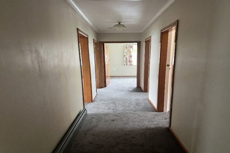 Photo of property in 20a Mckenzie Street, Levin, 5510