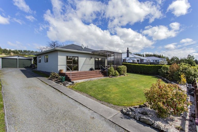 Photo of property in 11 Allan Street, Waikari, 7420