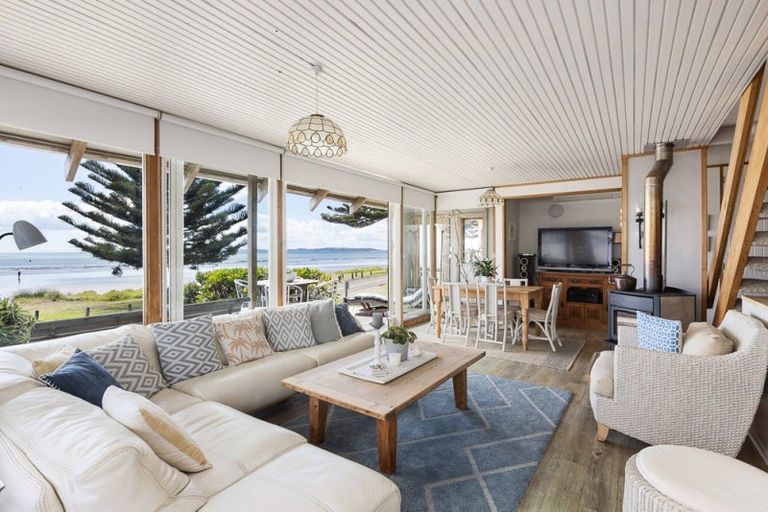 Photo of property in 5 Marine Parade, Orewa, 0931