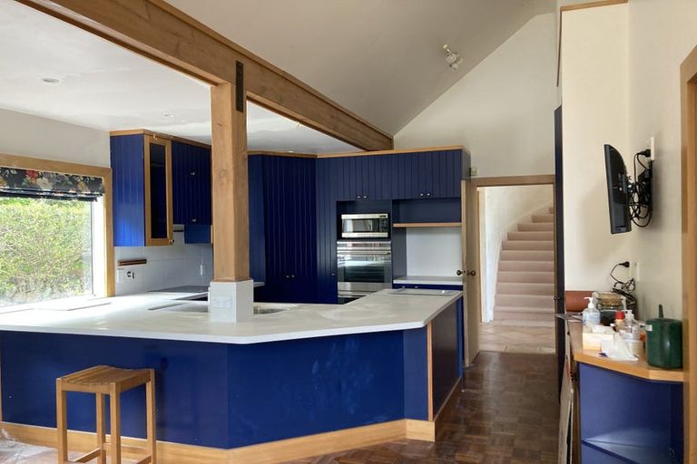 Photo of property in 225 Huia Street, Waikanae, 5391