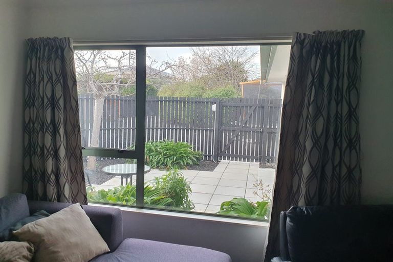 Photo of property in 59 Laing Crescent, Heathcote Valley, Christchurch, 8022