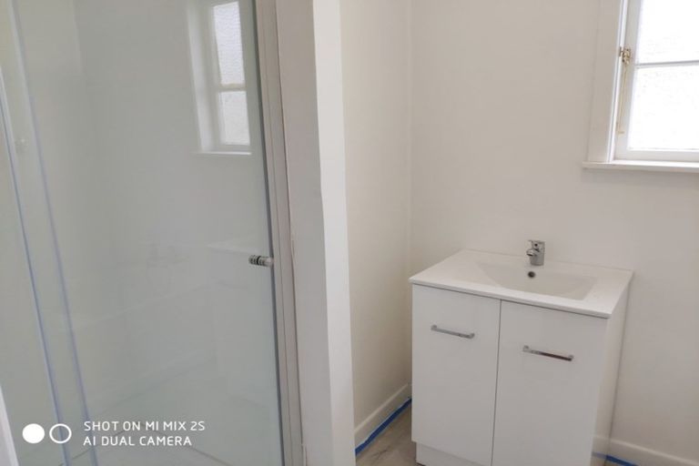 Photo of property in 210 Archers Road, Glenfield, Auckland, 0629