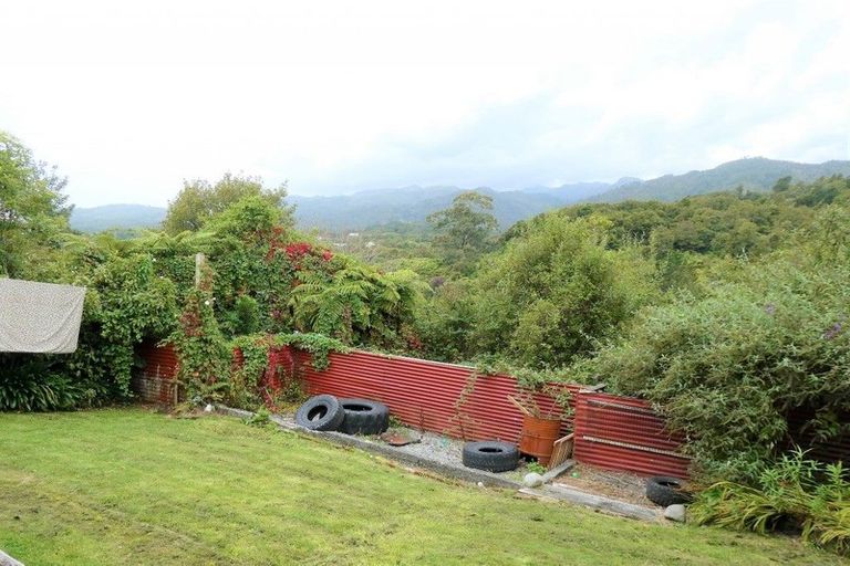 Photo of property in 12 Ballance Street, Runanga, 7803