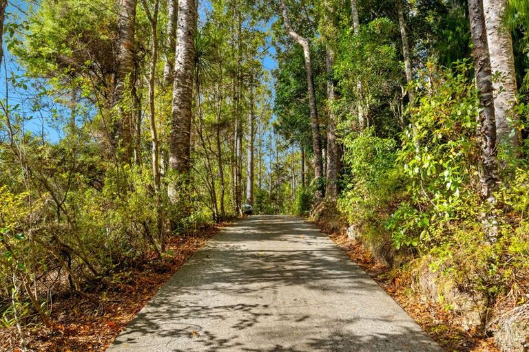 Photo of property in 89 Brick Bay Drive, Sandspit, Warkworth, 0982