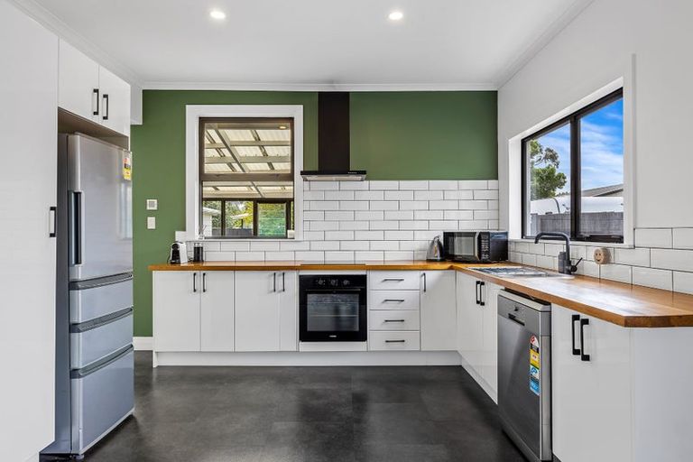 Photo of property in 64 Sylvan Street, Hillmorton, Christchurch, 8024