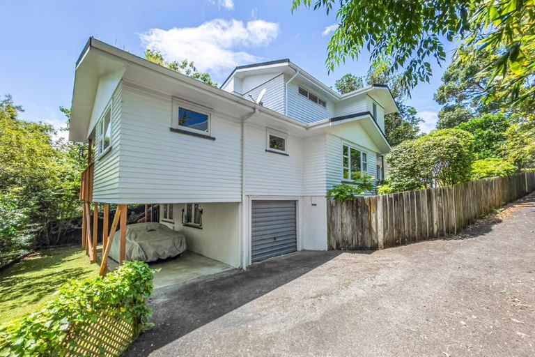 Photo of property in 1/14 Maritime Terrace, Birkenhead, Auckland, 0626