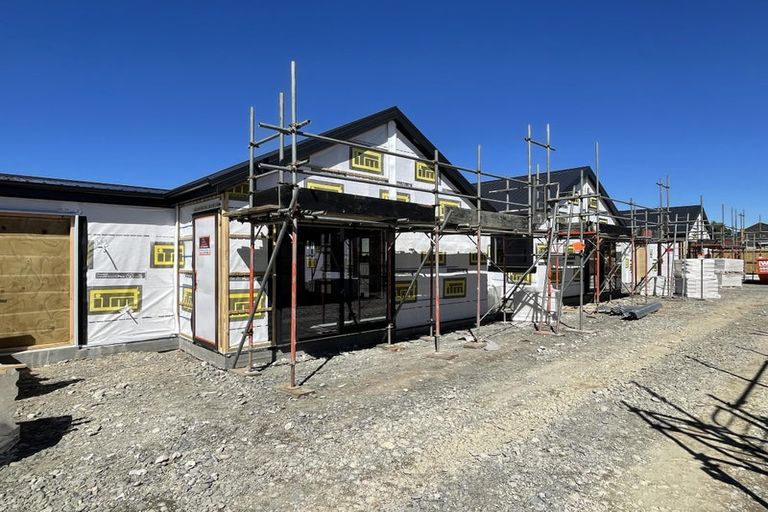 Photo of property in 209 Main North Road, Redwood, Christchurch, 8051