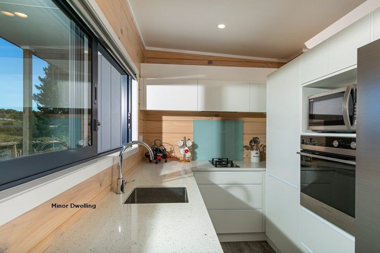 Photo of property in 16 Kennedy Road, Dairy Flat, Albany, 0792