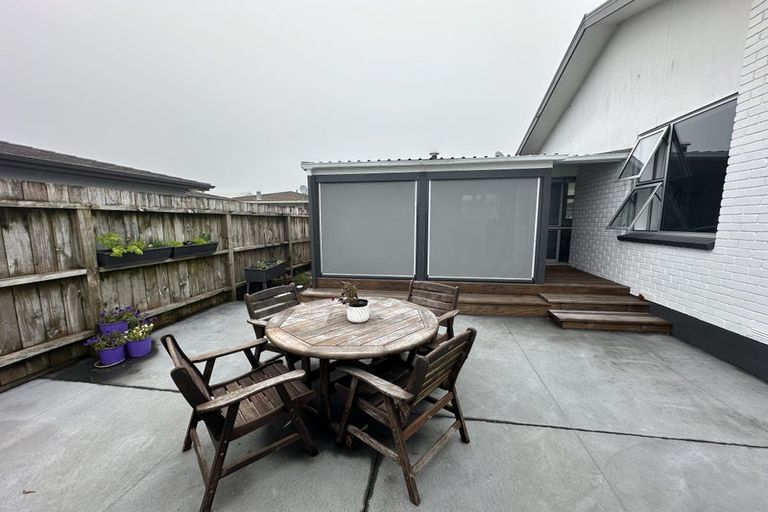 Photo of property in 27 Tukapa Street, Westown, New Plymouth, 4310