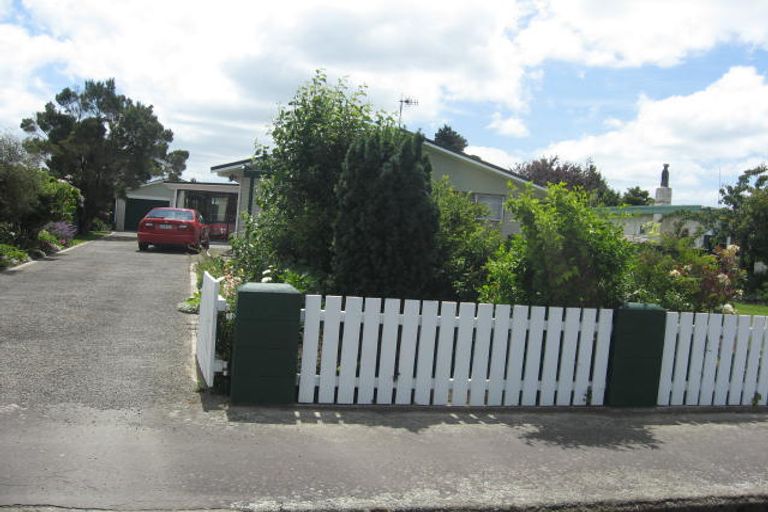 Photo of property in 82 Huxley Street, Pahiatua, 4910