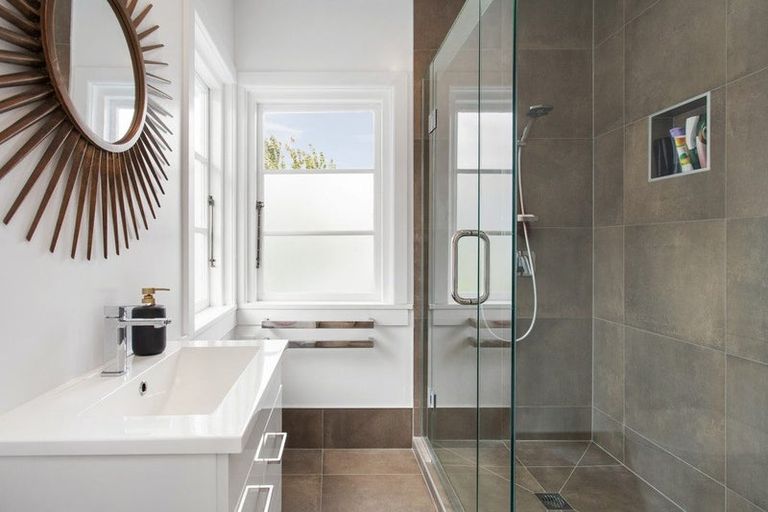 Photo of property in 90 Murray Place, St Albans, Christchurch, 8014