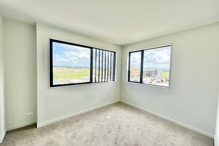 Photo of property in 42 Tahetoka Street, Westgate, Auckland, 0814