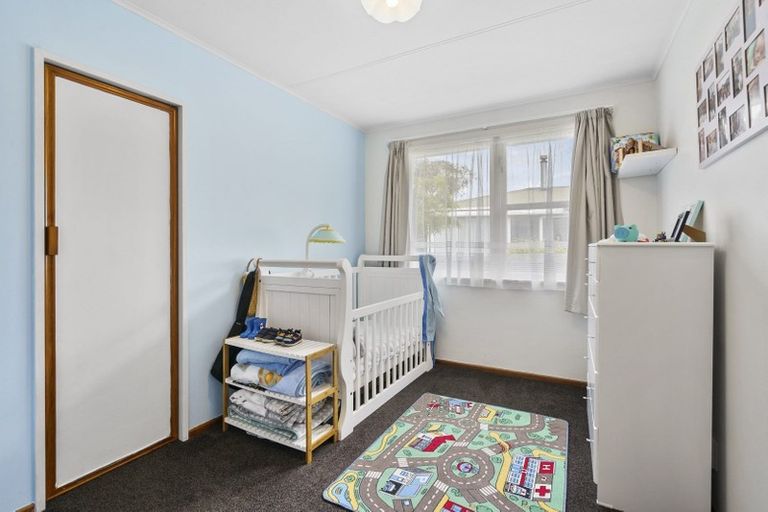 Photo of property in 51 Parenga Street, Wainuiomata, Lower Hutt, 5014