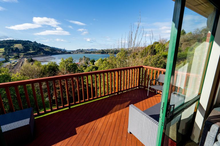 Photo of property in 21 District Road, Roseneath, Port Chalmers, 9023