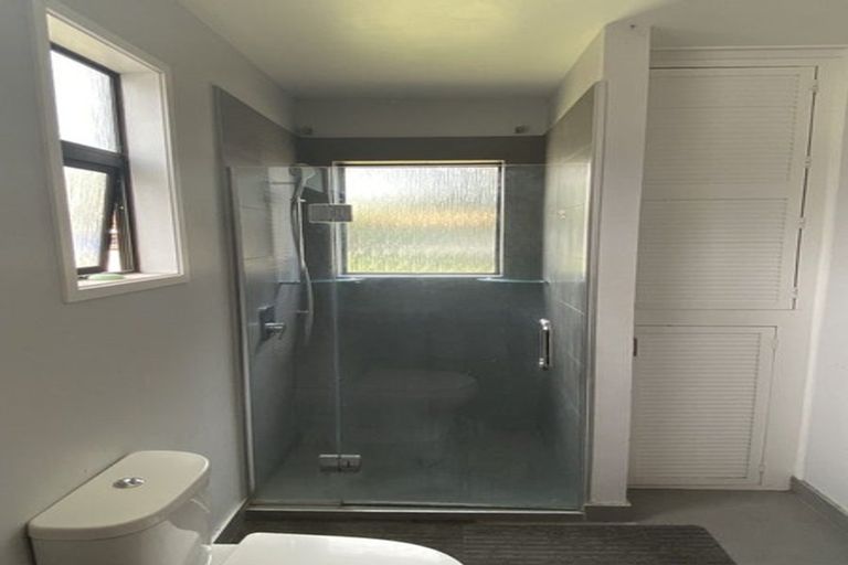 Photo of property in 8 Freyberg Avenue, Papatoetoe, Auckland, 2104