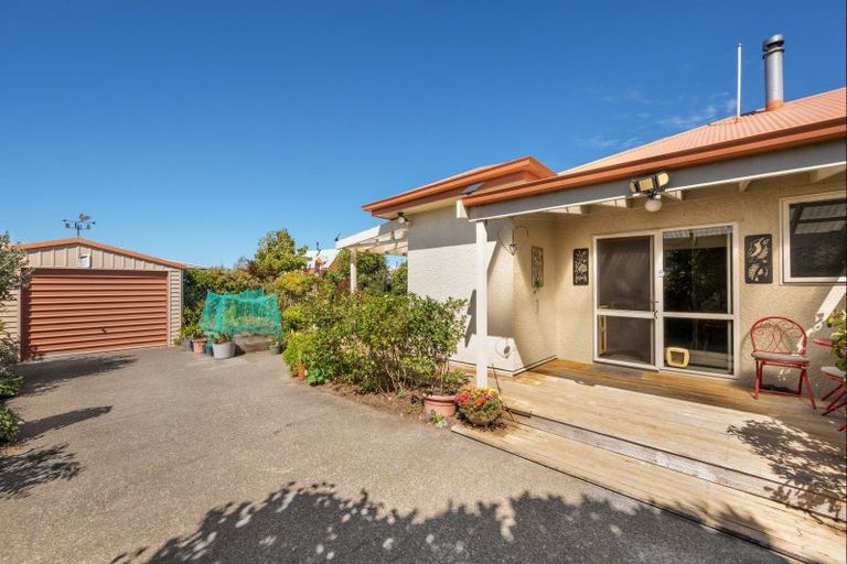 Photo of property in 32 Hutcheson Street, Mayfield, Blenheim, 7201