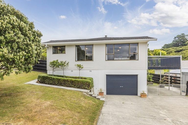 Photo of property in 1 Carvel Lane, Whitby, Porirua, 5024