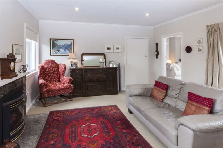 Photo of property in 19 Joyce Crescent, Ilam, Christchurch, 8041