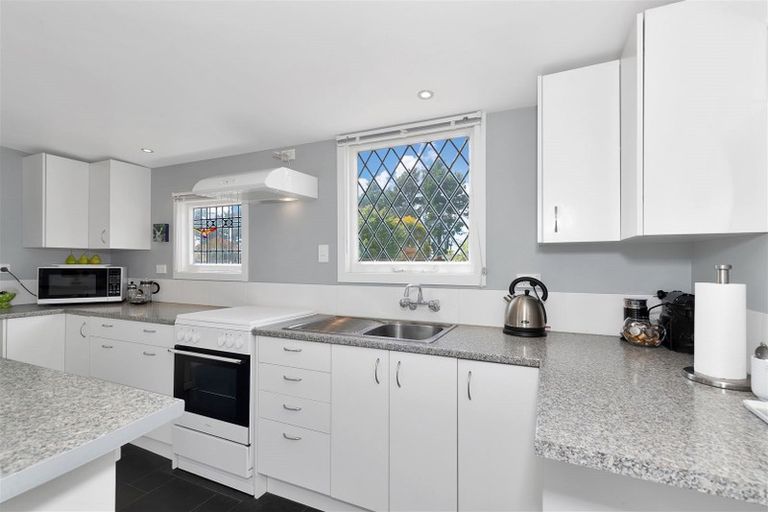 Photo of property in 32 Chamberlain Avenue, Amberley, 7481