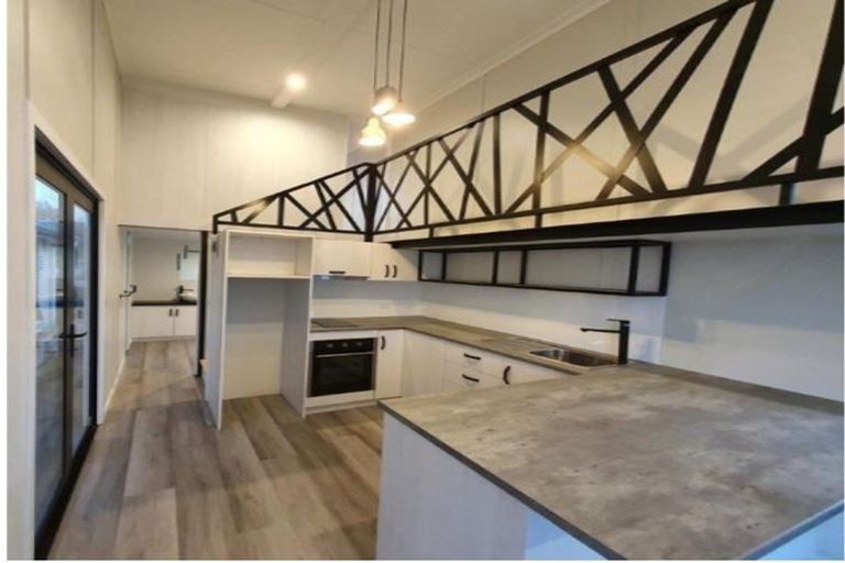 Photo of property in 17 Trounson Avenue, Clendon Park, Auckland, 2103