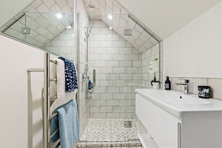 Photo of property in 133 Deans Avenue, Riccarton, Christchurch, 8011