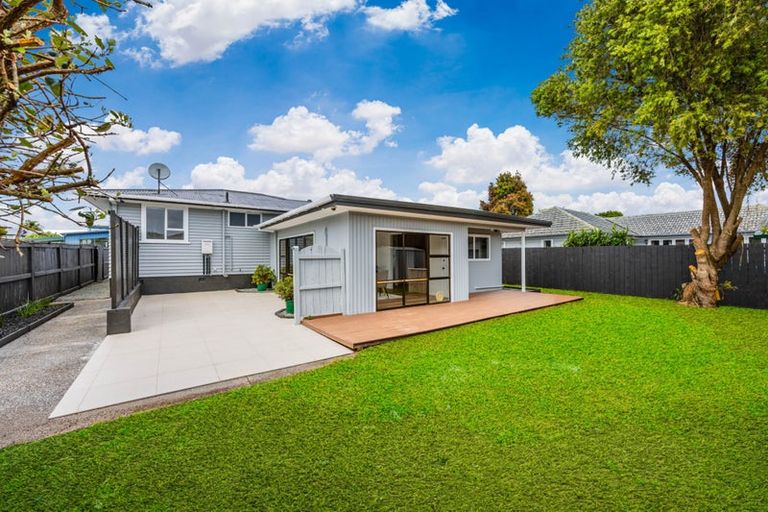 Photo of property in 114 Old Wairoa Road, Papakura, 2110