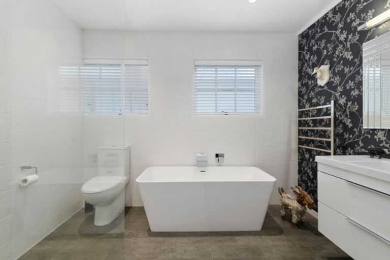 Photo of property in 3a Sophia Street, Glenholme, Rotorua, 3010