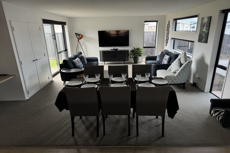 Photo of property in 30 Marcoola Drive, Rolleston, 7614