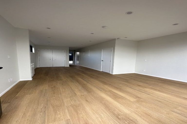 Photo of property in 1/14 Williamson Avenue, Belmont, Auckland, 0622