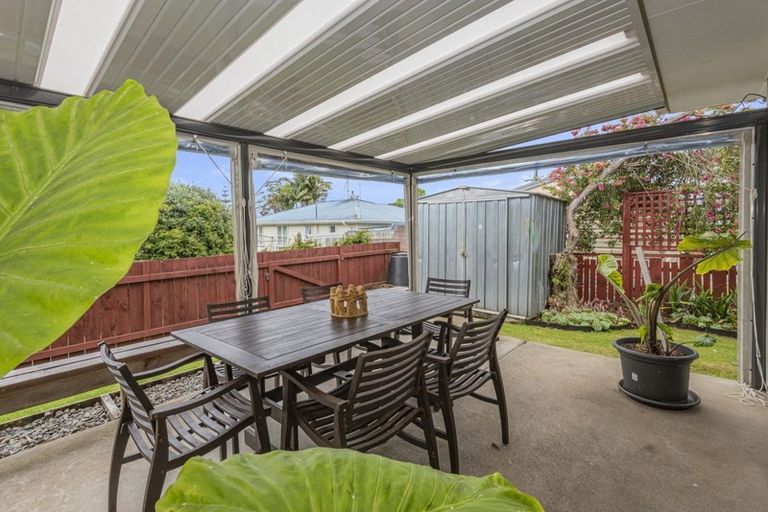 Photo of property in 2/7 Crawford Crescent, Te Kamo, Whangarei, 0112