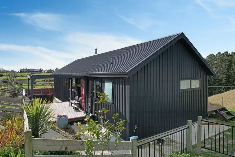 Photo of property in 231 Reservoir Road, Oamaru North, Oamaru, 9492