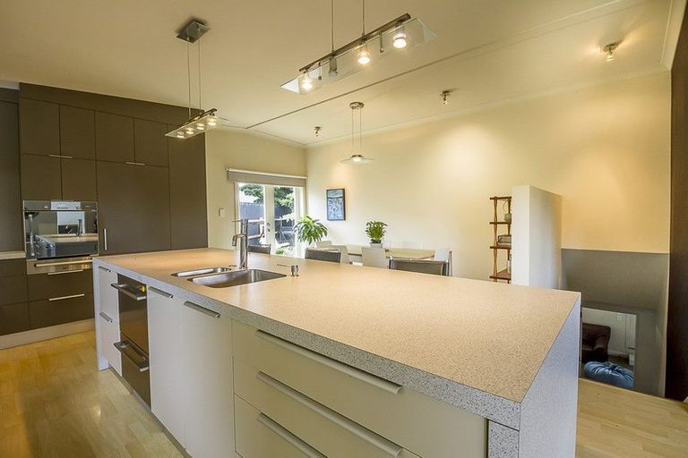 Photo of property in 12 Kent Crescent, Awapuni, Palmerston North, 4412
