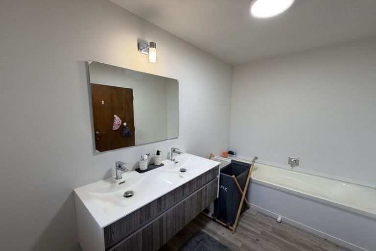 Photo of property in 61 Karina Road, Merrilands, New Plymouth, 4312