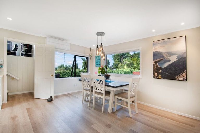 Photo of property in 91 Victory Road, Laingholm, Auckland, 0604
