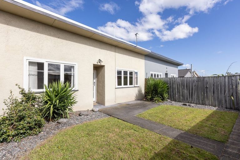 Photo of property in 3/122 Maddison Street, Akina, Hastings, 4122