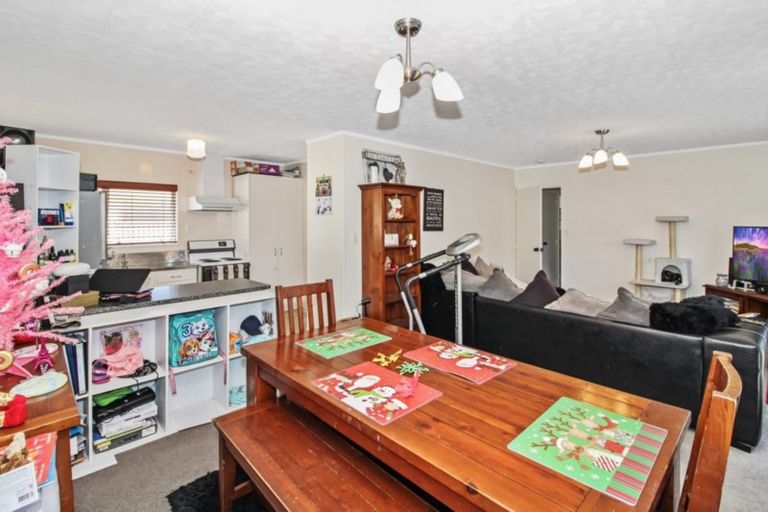 Photo of property in 42a Fitzroy Road, Fitzroy, New Plymouth, 4312