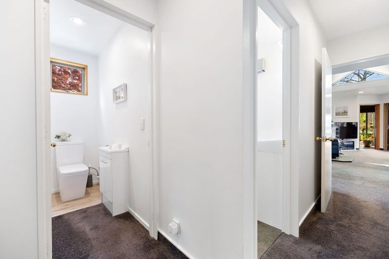 Photo of property in 42 Remarkables Crescent, Frankton, Queenstown, 9300