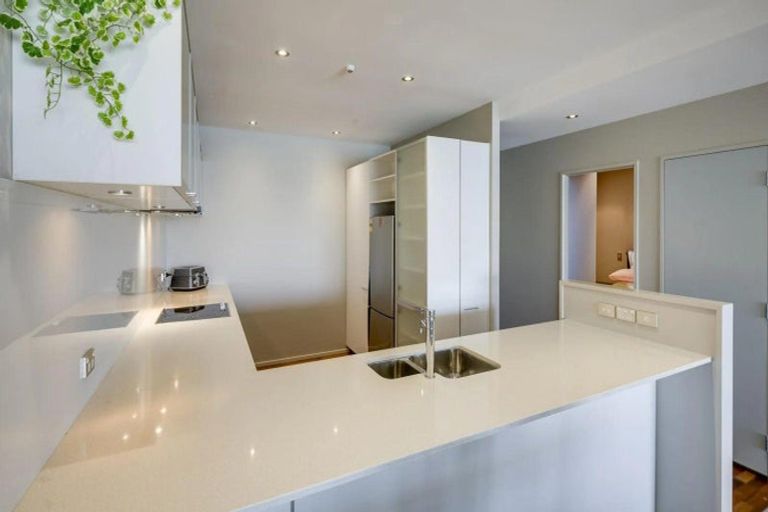 Photo of property in 502/7 Humber Street, Pandora, Napier, 4110