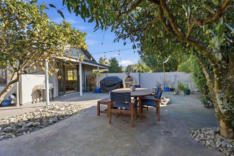 Photo of property in 17 Parkerfield Place, Motueka, 7120
