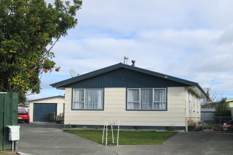 Photo of property in 2/17 Atherfold Crescent, Greenmeadows, Napier, 4112