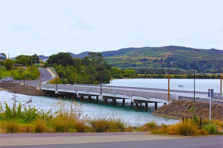 Photo of property in 9 Rangitahi Road, Raglan, 3225
