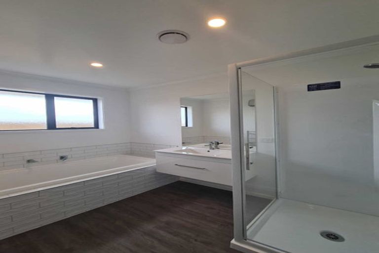 Photo of property in 7 Te Kanawa Lane, Rolleston, 7615