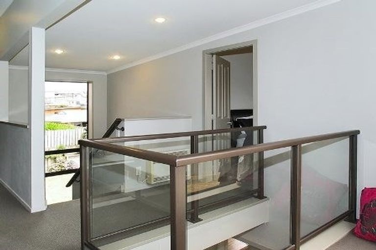 Photo of property in 84 Kentwood Drive, Woodridge, Wellington, 6037