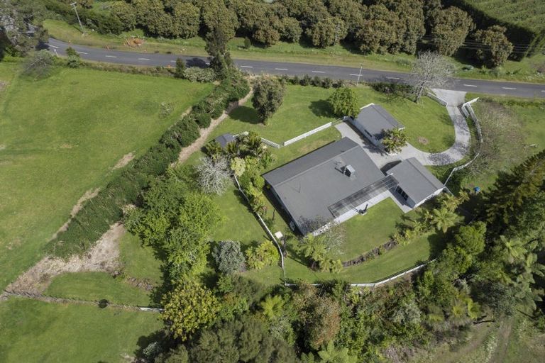 Photo of property in 16 Tanners Point Road, Tanners Point, Katikati, 3177